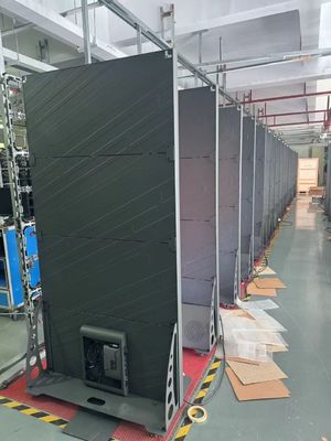 P2.5 โครงการเหล็ก LED โปสเตอร์จอจอฉลาด LED 640*1600 3840hz ภายใน